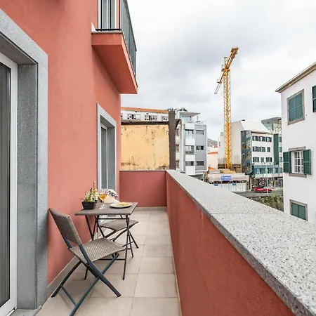 Ribeira Casas By Homie Фуншал