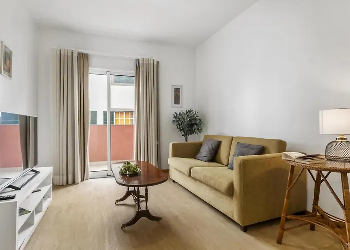 Ribeira Casas By Homie * Фуншал