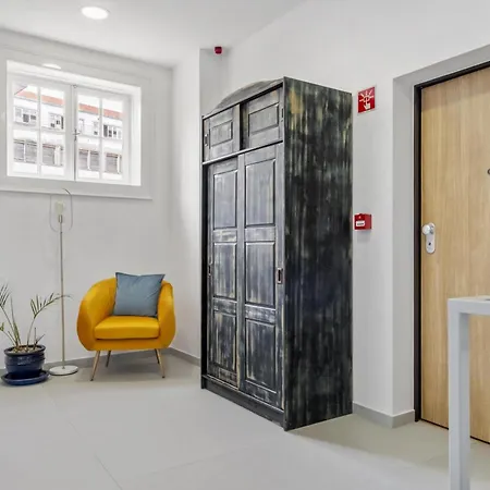 Ribeira Das Casas By Homie