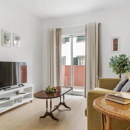 Ribeira Das Casas By Homie *